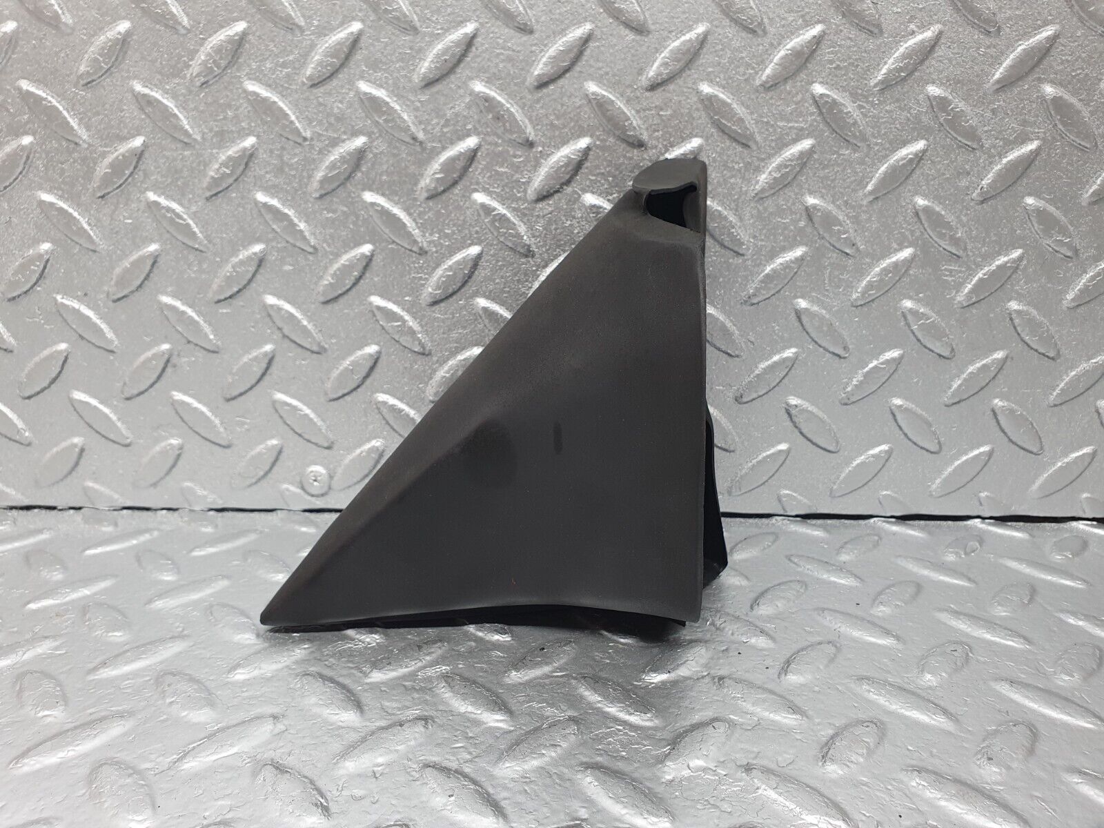 43696 Mercedes-Benz C126 380SEC Coupe Wing Mirror Rubber Seal Cover Left 1268110395 1268111161