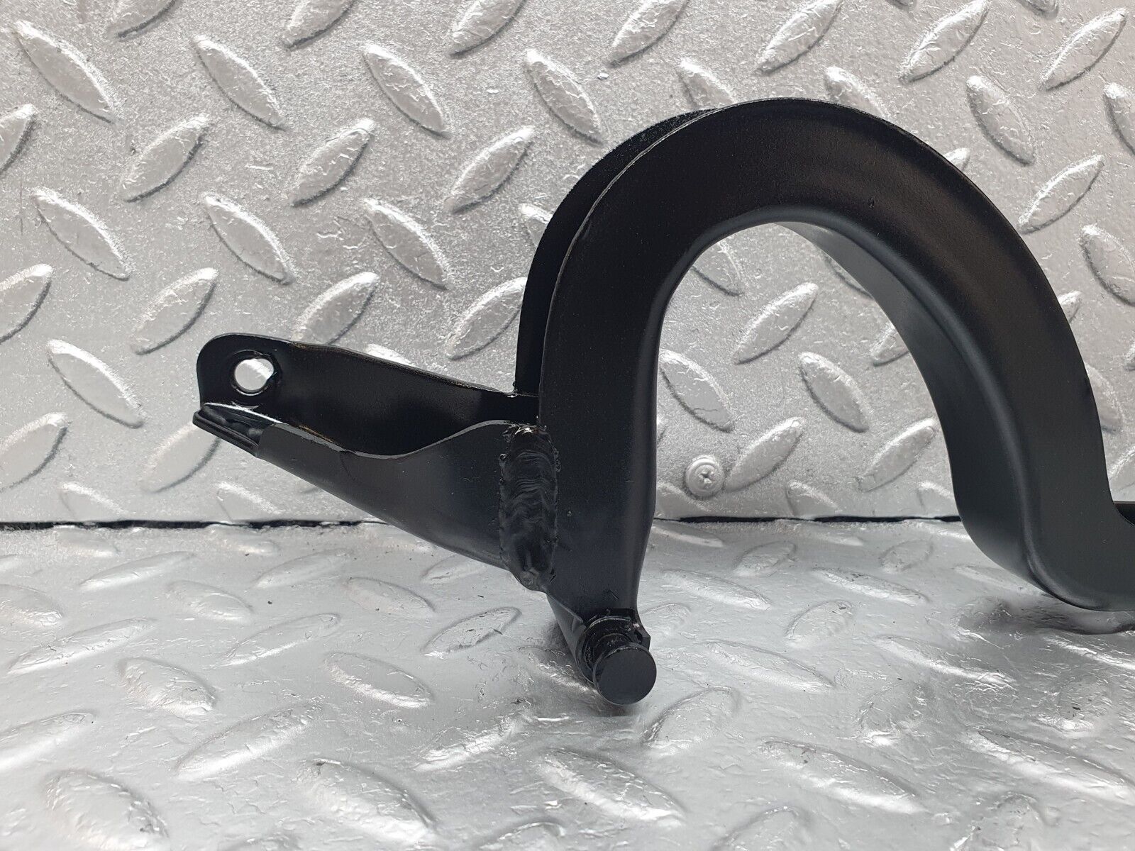 43938 Mercedes-Benz C123 230CE Coupe Trunk Lid Hinge Left Side 1237500187