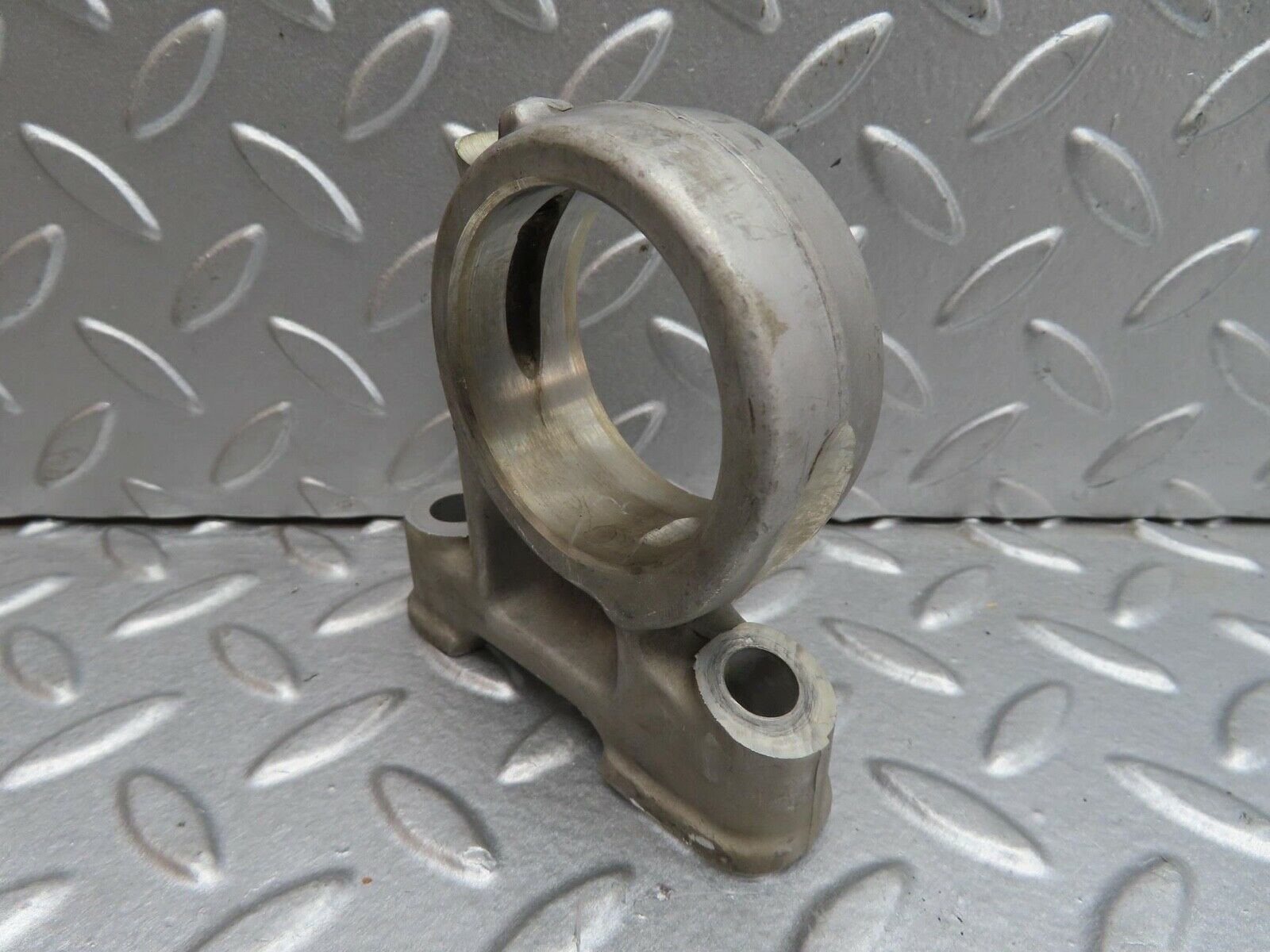 13732 Mercedes-Benz R107 450SL Camshaft Tower Bearing 1160512712