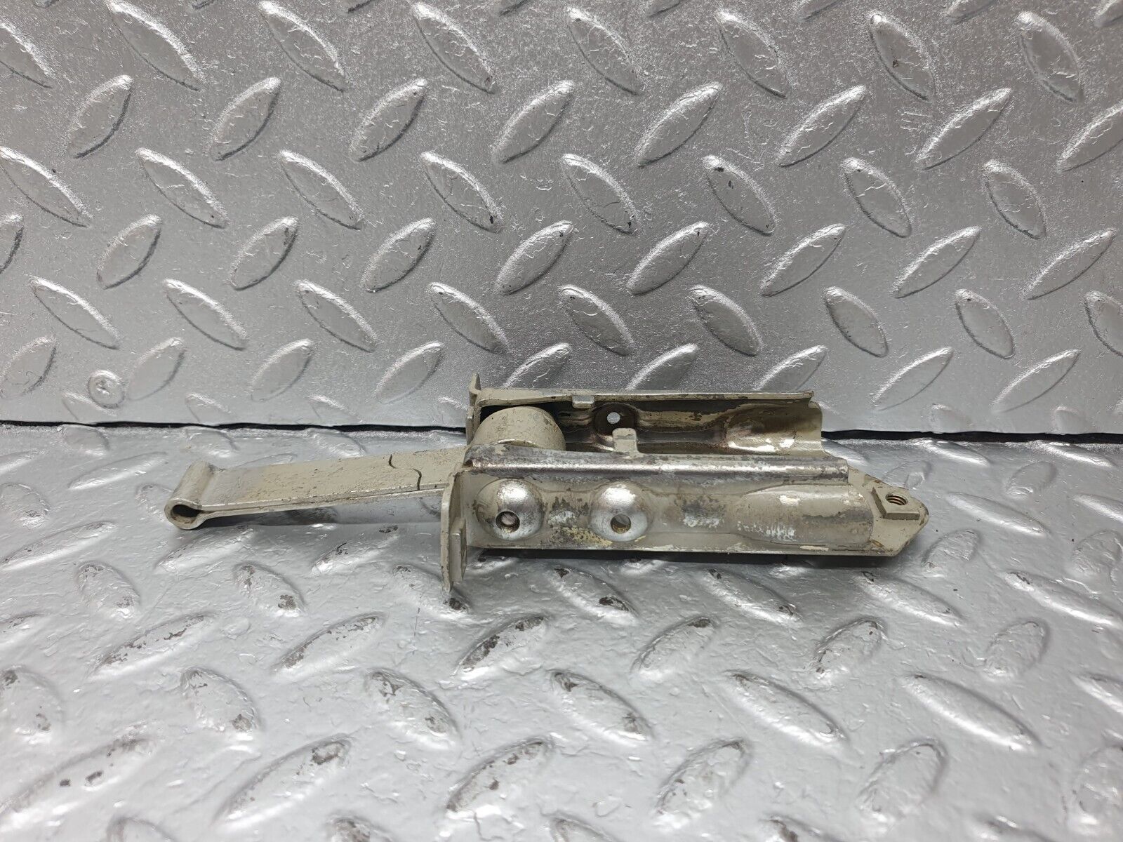 42762 Mercedes-Benz W201 190 2.0L Door Safety Check Strap