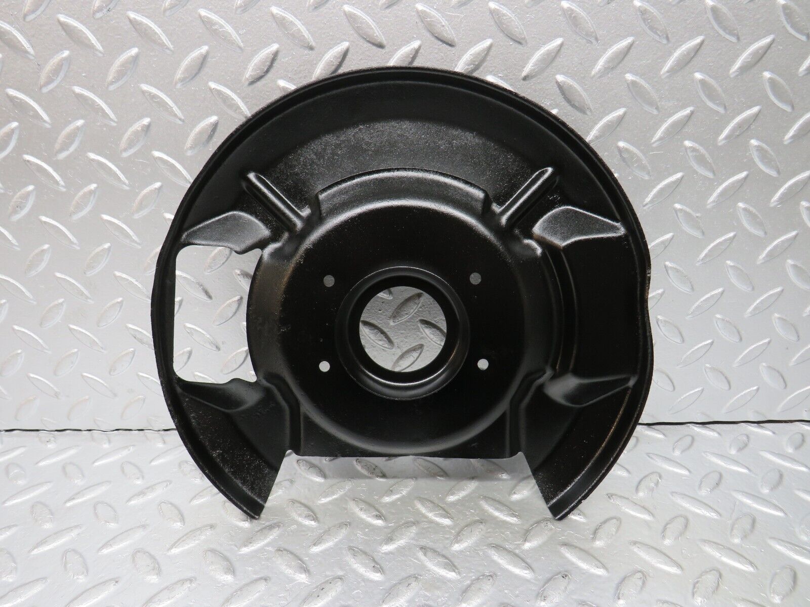 33010 Mercedes-Benz C107 R107 350 V8 Front Right Brake Disc Protection Plate