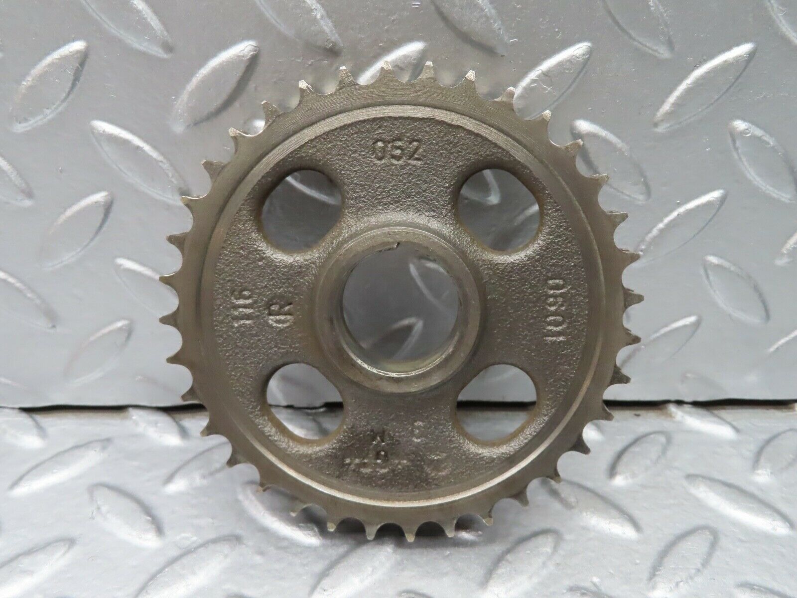 20626 Mercedes-Benz R107 450SL Camshaft Timing Gear 1160520601