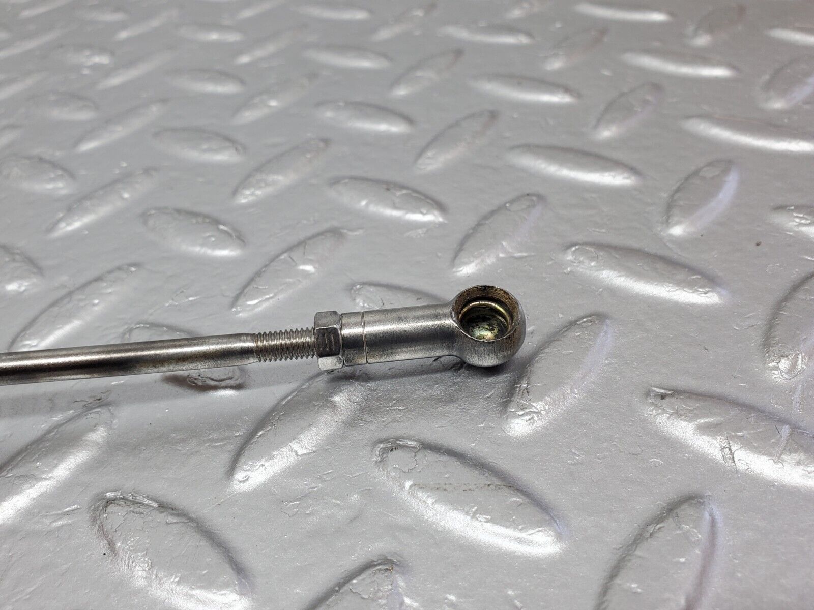 45783 Mercedes-Benz W126 420SE Throttle Linkage