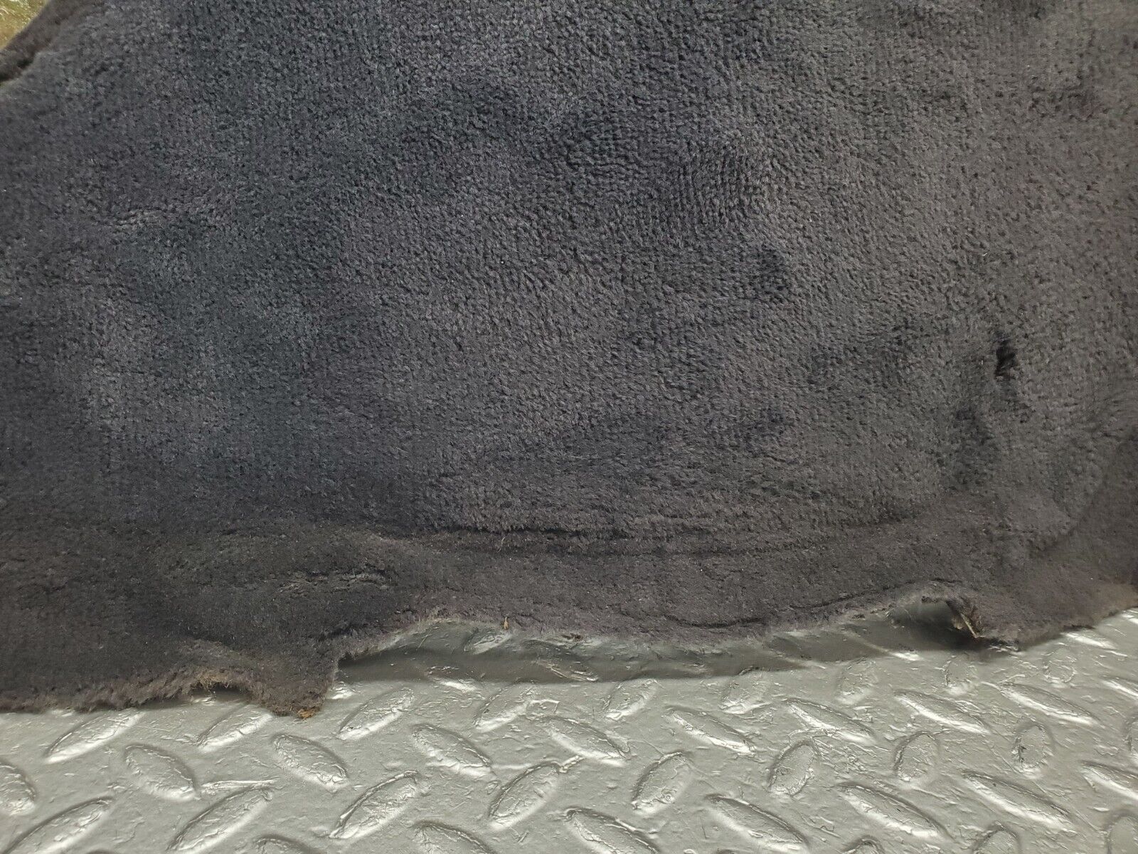 46414 Mercedes-Benz C123 280CE Coupe Centre Console Carpet Right Side Black