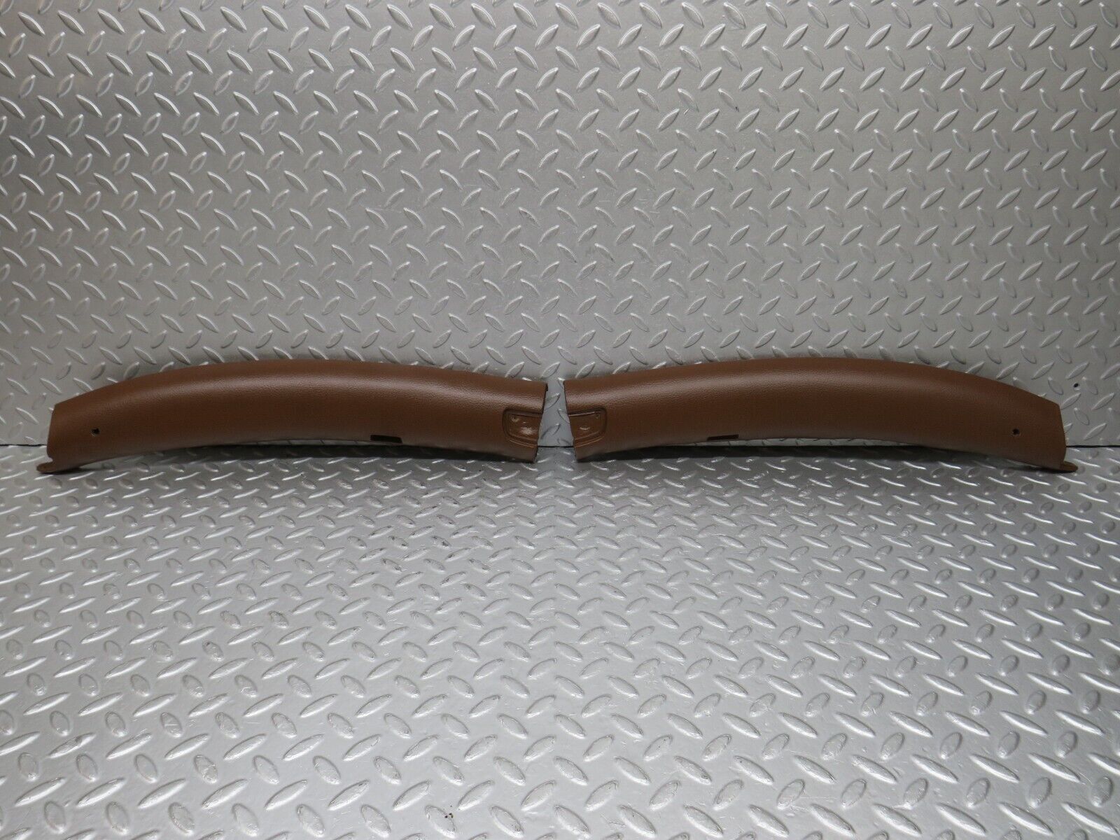 39851 Mercedes-Benz R107 350SL Headlining Roof Panel Left Right Brown