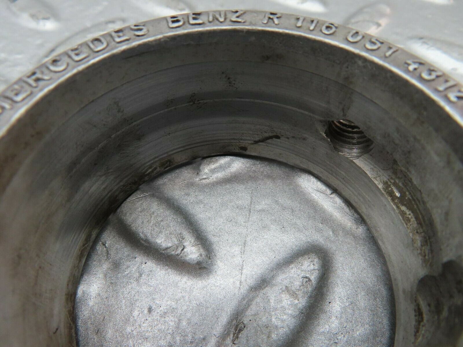 15648 Mercedes-Benz R107 450SL Camshaft Tower Bearing 1160514312