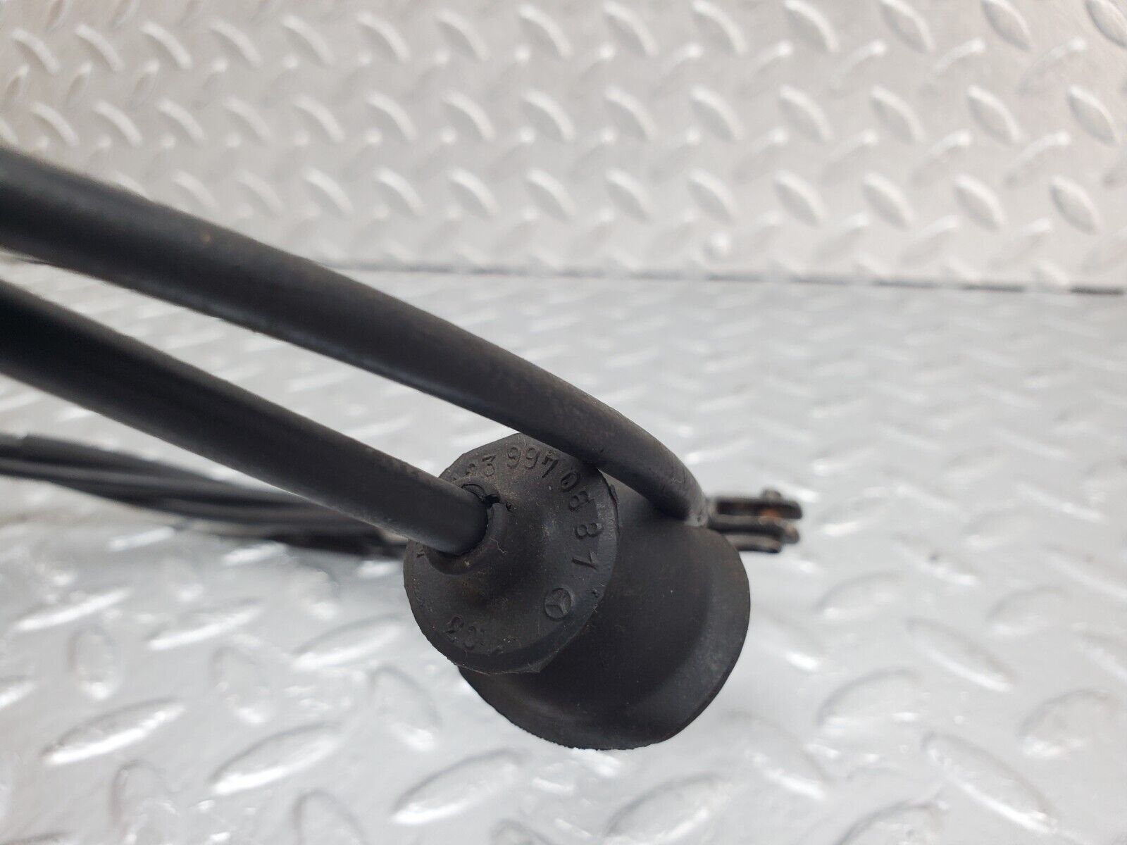 44421 Mercedes-Benz W123 280E Bonnet Release Cable 1239970681