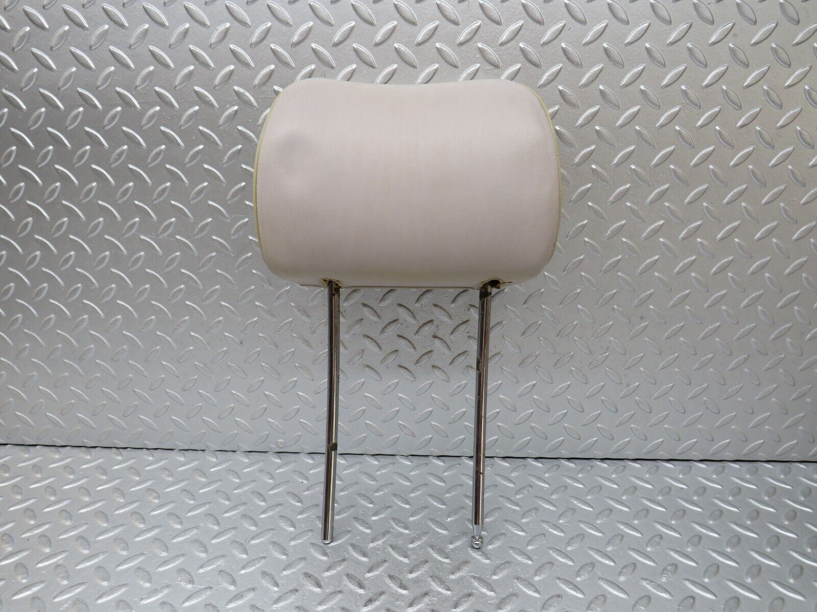 35630 Mercedes-Benz R107 280SL Front Seat Headrest