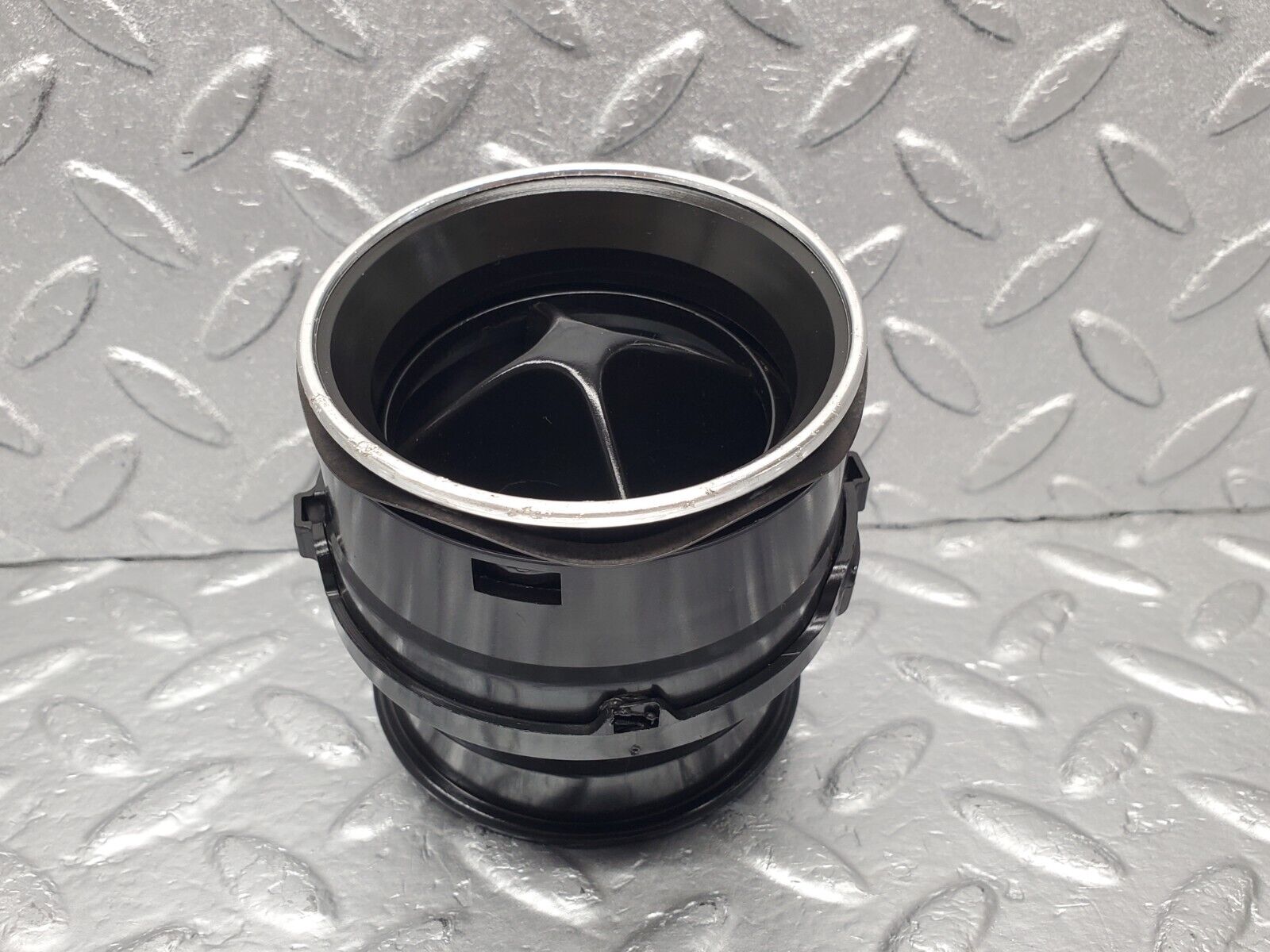 46515 Mercedes-Benz C123 280CE Coupe Dashboard Air Vent 1238300254