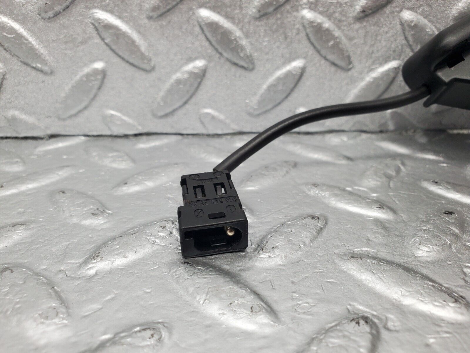 47004 Mercedes-Benz R129 320SL Coupe Roof Position Switch Left Side 1298214051