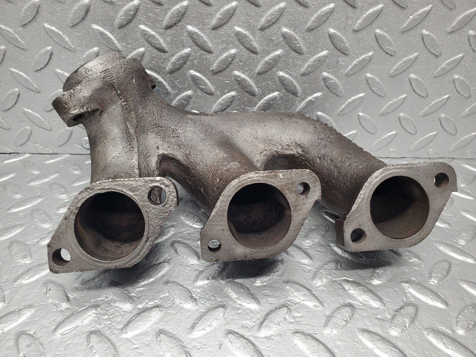 46706 Mercedes-Benz C123 280CE Coupe Exhaust Manifold Cylinder 1-3 1101424302