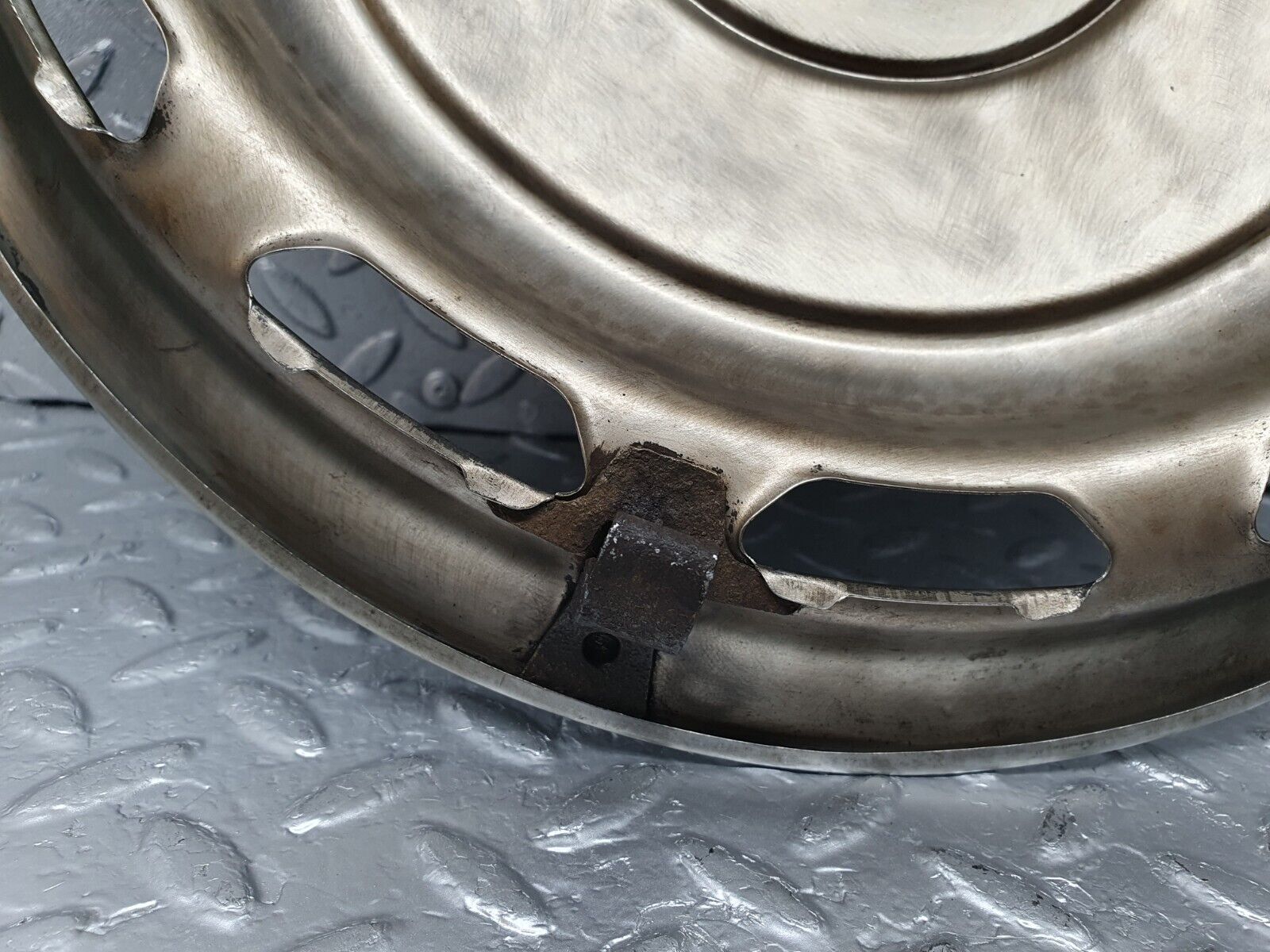 44163 Mercedes-Benz C123 230CE Coupe Wheel Hub Cap 14''