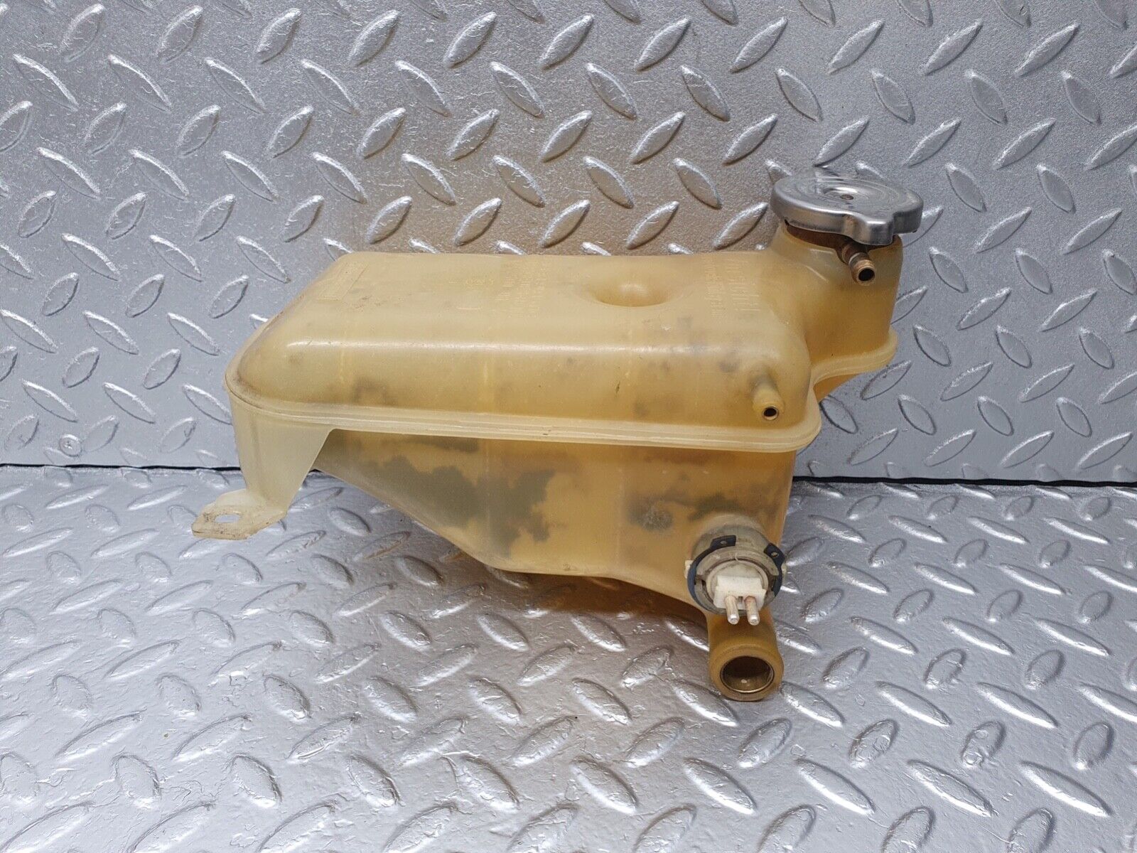 42986 Mercedes-Benz W201 190 Coolant Reservoir Tank 1245000649 1245000406