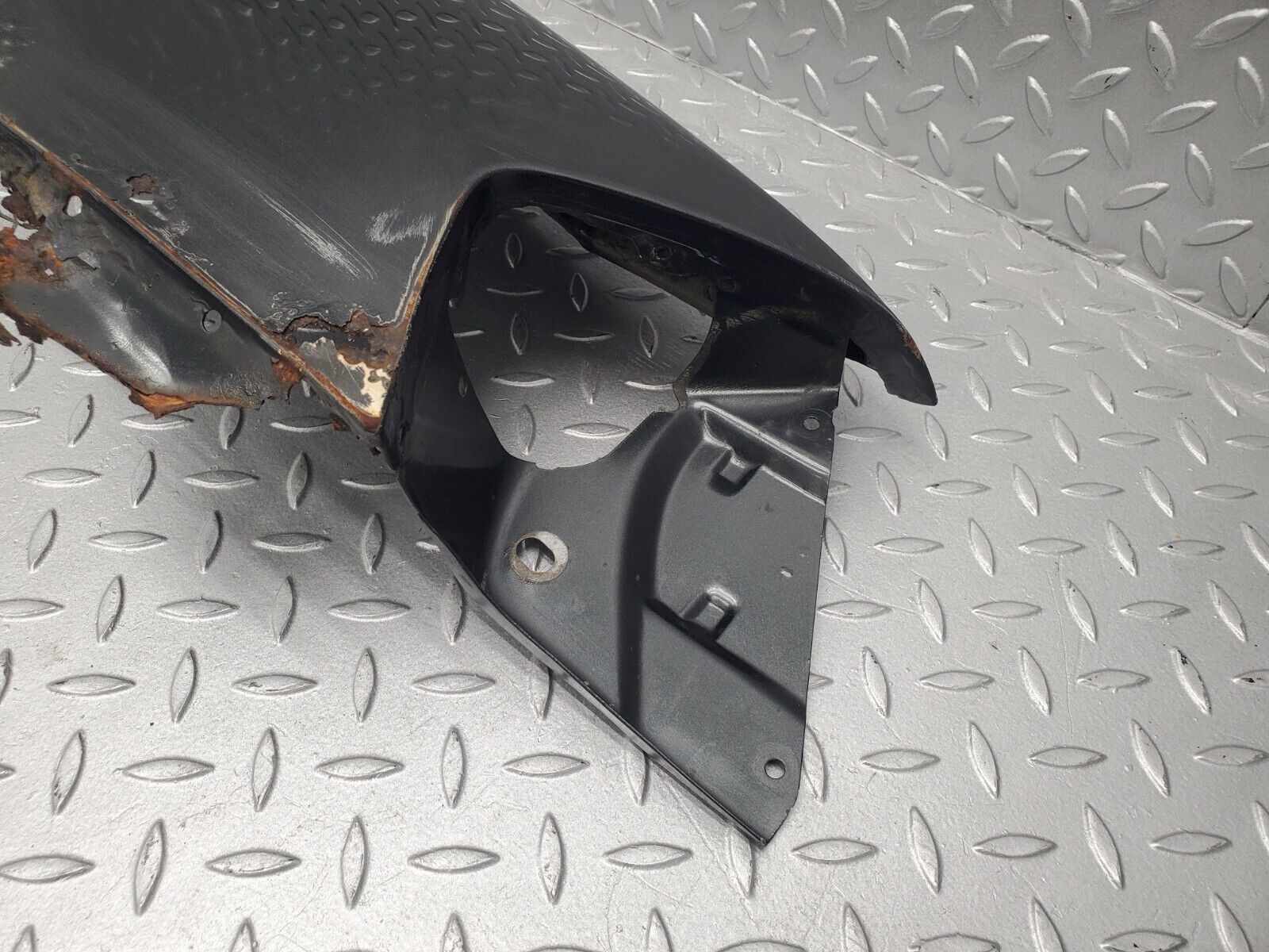 46126 Mercedes-Benz R129 Front Right Wing Fender