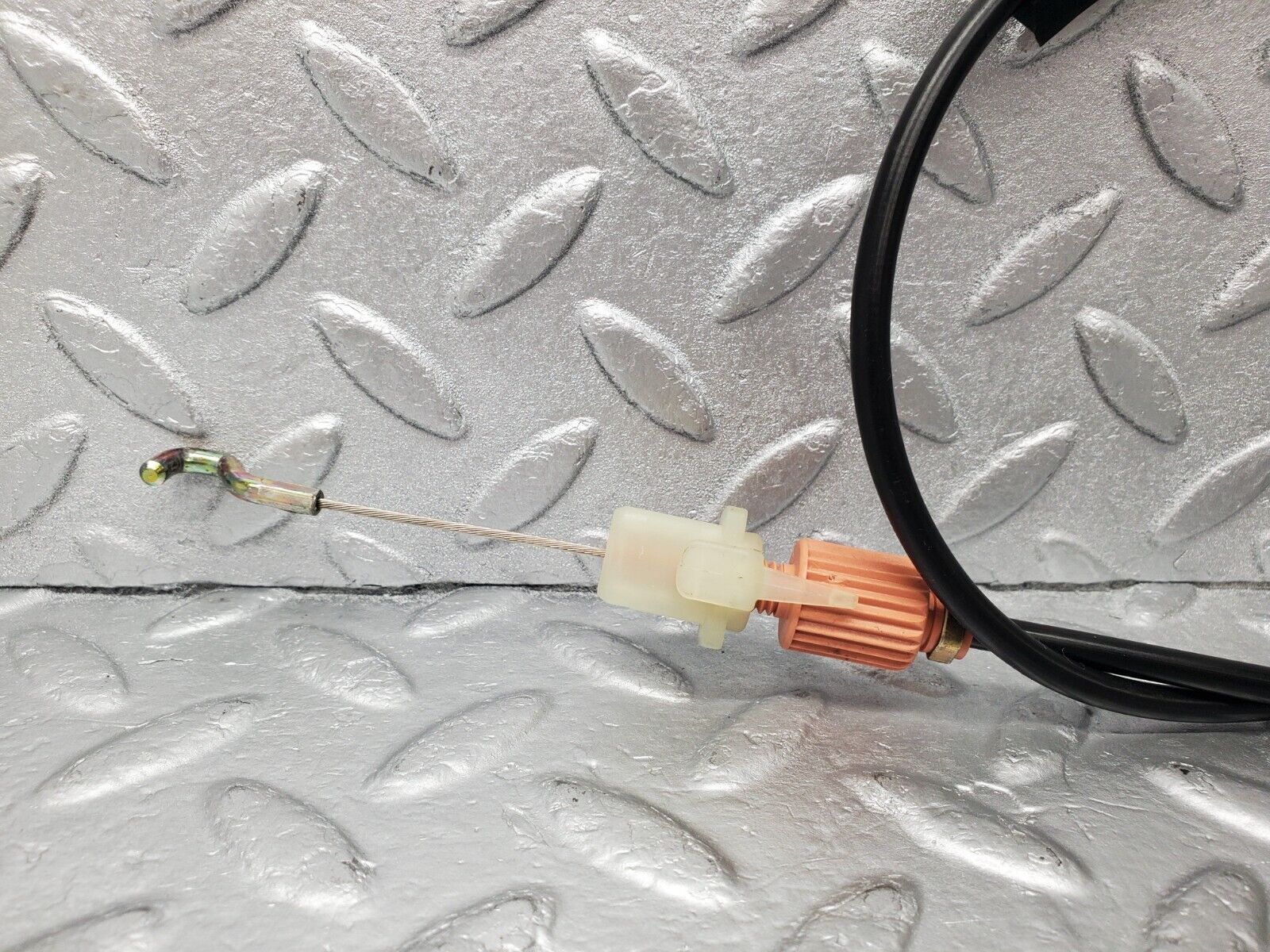 46952 Mercedes-Benz R129 320SL Coupe Door Lock Cable