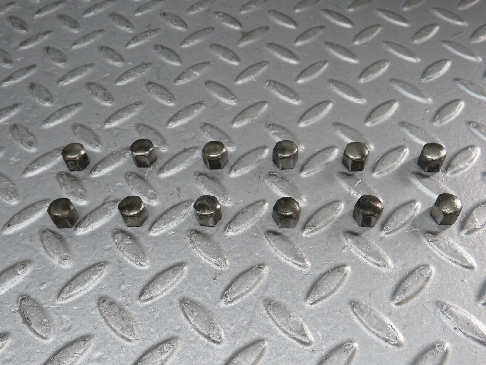 35513 Mercedes-Benz R107 280SL Rocker Cover Bolt Set