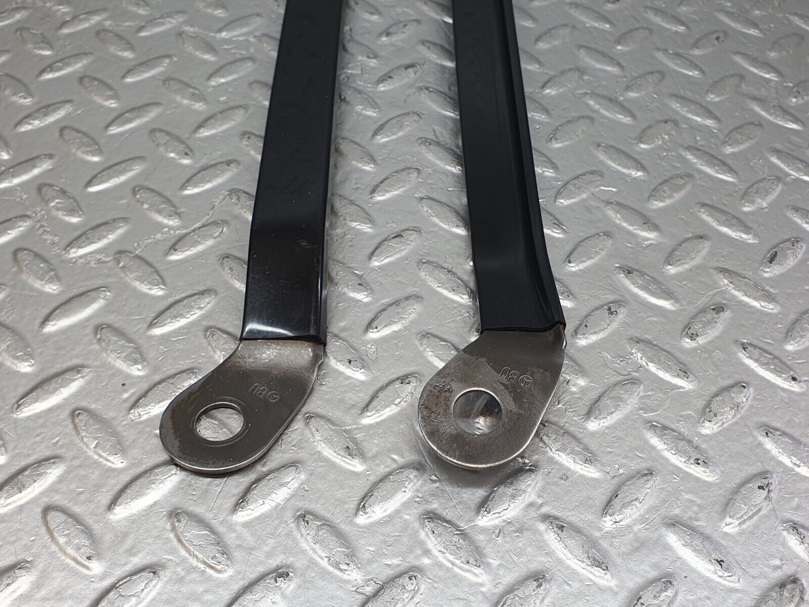 43830 Mercedes-Benz C126 380SEC Coupe Seat Belt Runner Pair