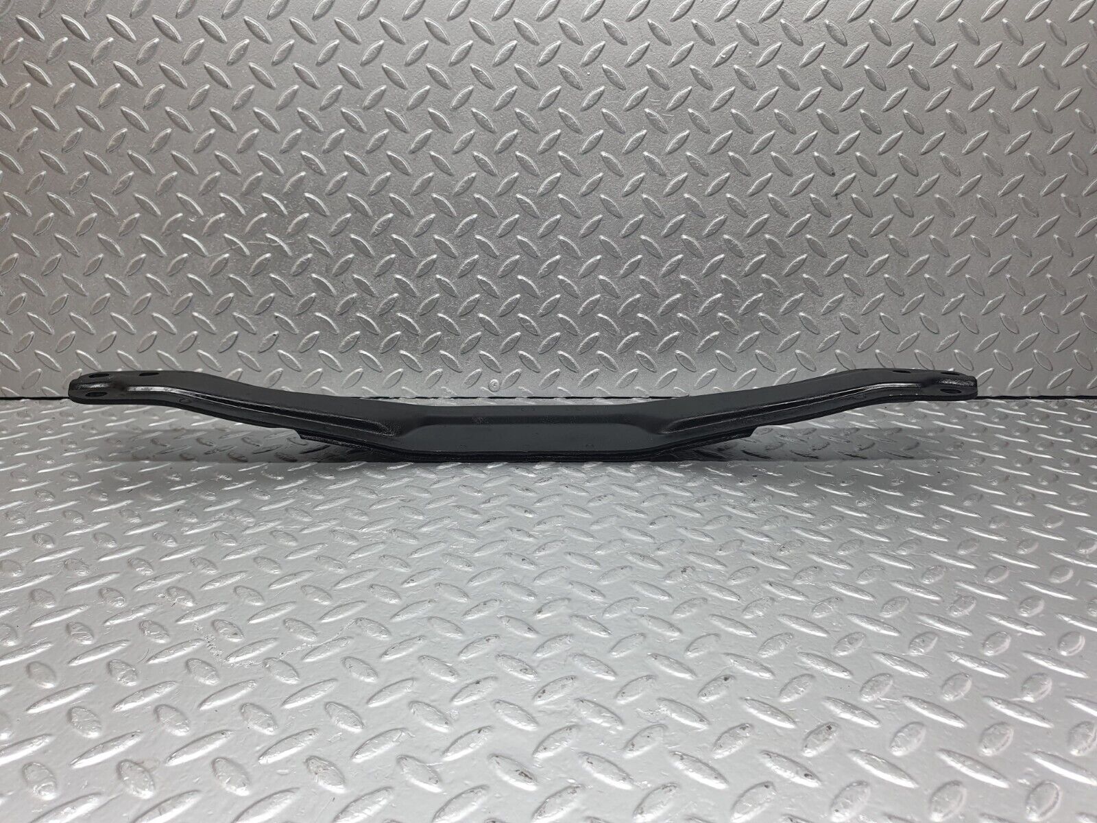 43511 Mercedes-Benz C126 380SEC Coupe Gearbox Mount Bracket