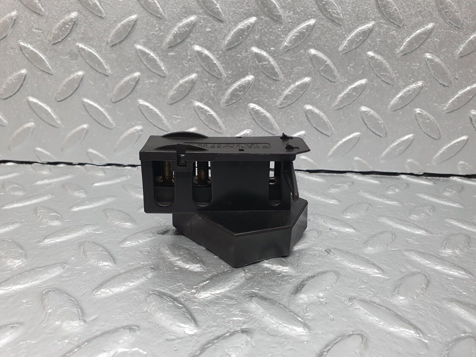 41659 Mercedes-Benz W124 200E Cable Wire Distributor Connector 1245400769