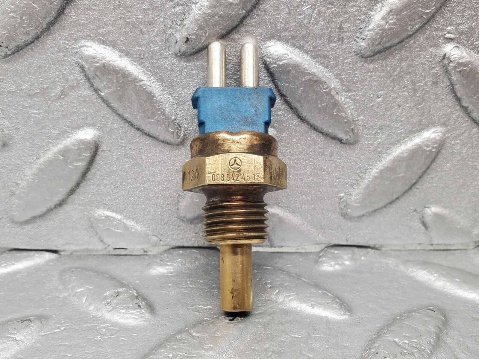 46047 Mercedes-Benz W126 420SE Coolant Temperature Sensor VDO 0085424517