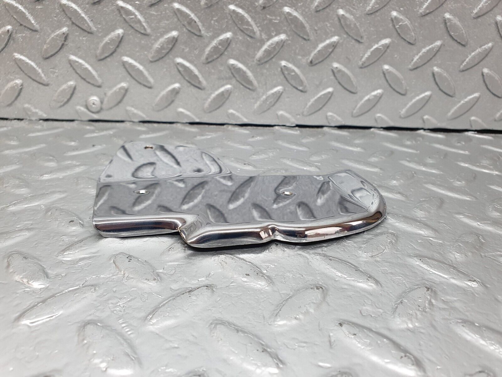 43779 Mercedes-Benz C126 380SEC Coupe Door Chrome Cover Left Side