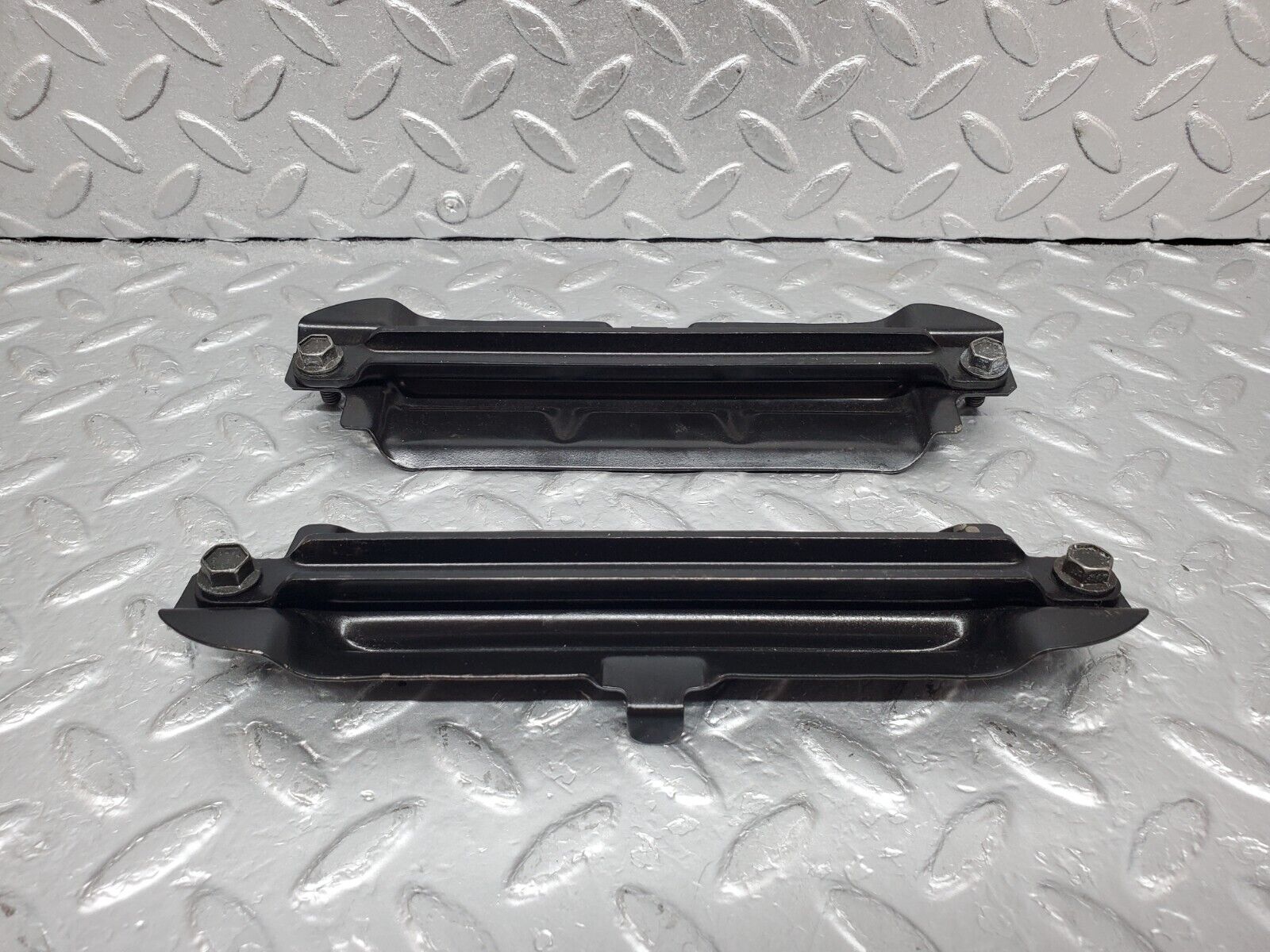 44853 Mercedes-Benz W124 220E Seat Belt Guide Bracket