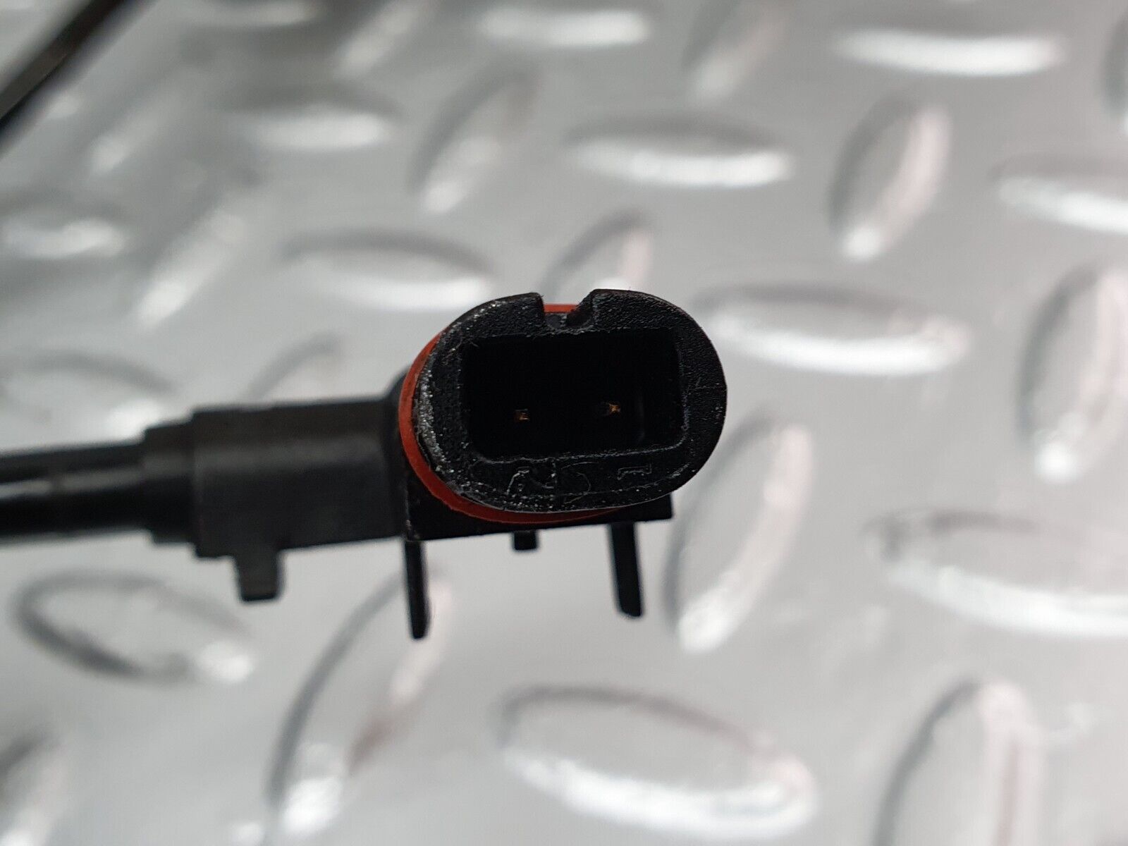 42117 Mercedes-Benz W202 C200 ABS Sensor Speed Sensor Right Side 2025402417