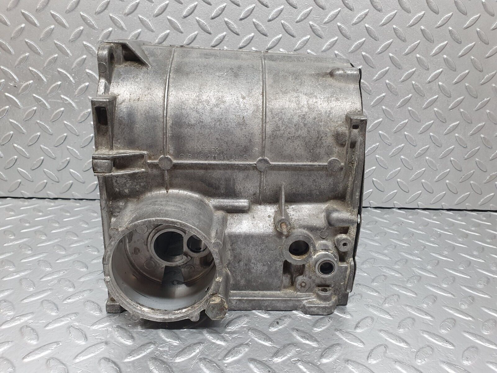 44226 Mercedes-Benz C107 350SLC Coupe Automatic Gearbox Housing 722.001 1152713101