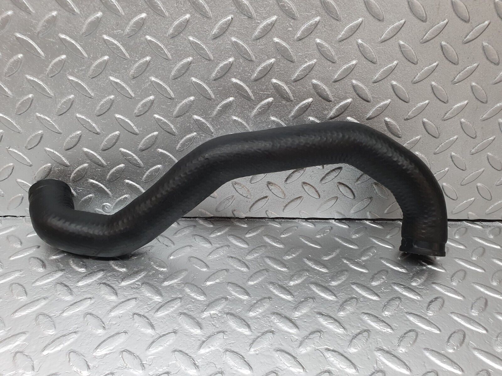 42549 Mercedes-Benz R129 320SL Coupe Radiator Lower Hose Pipe 1295012482
