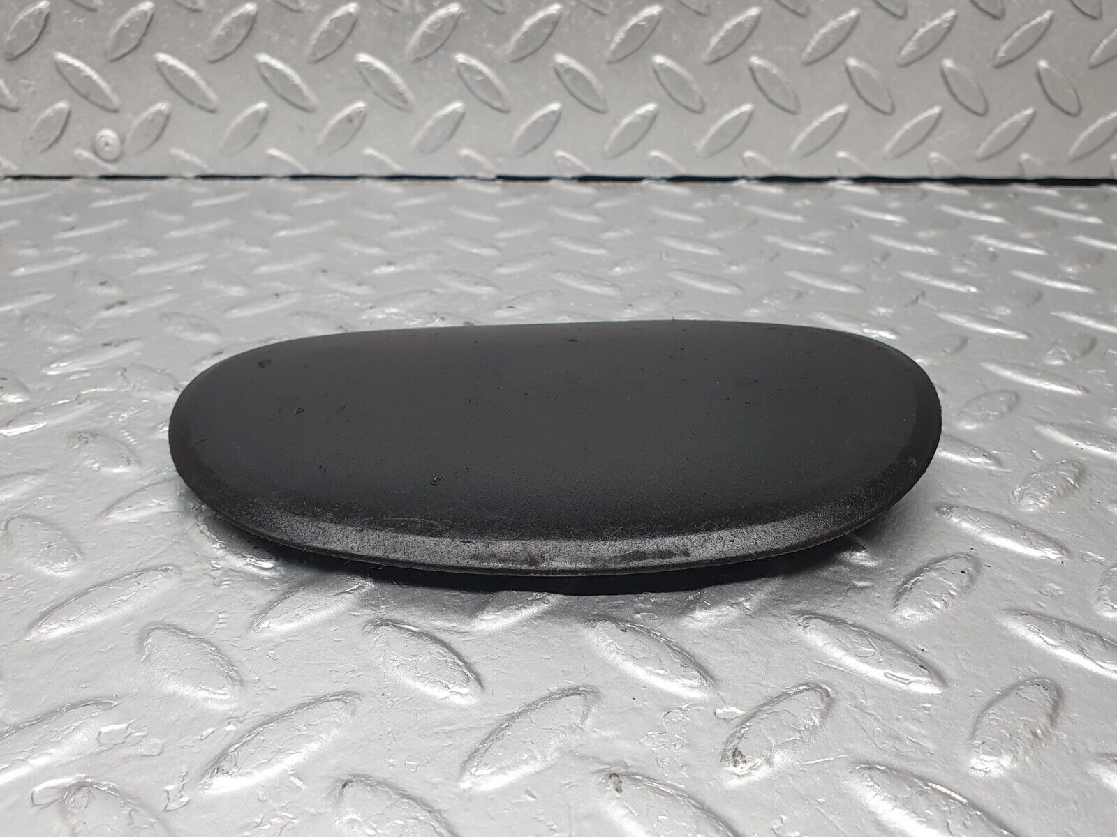 43383 Mercedes-Benz W108 280SE Suspension Mount Plastic Cover 1106830010