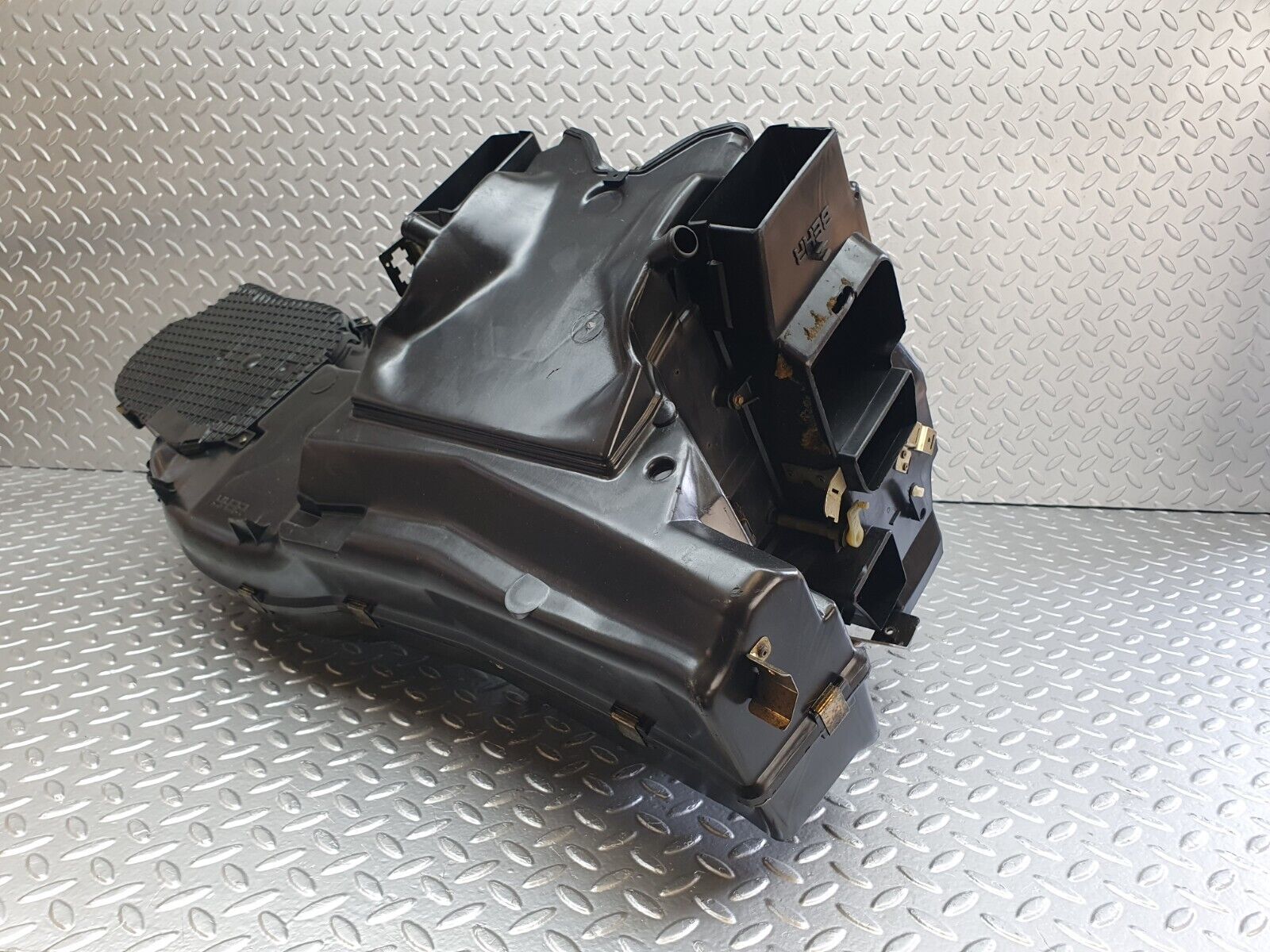 43742 Mercedes-Benz C126 380SEC Coupe Heater Box Blower Housing Behr