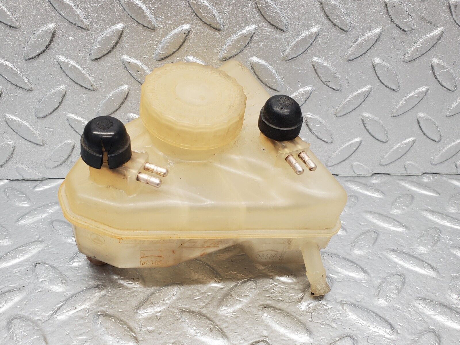 46002 Mercedes-Benz V123 240D LWB Brake Fluid Reservoir Tank ATE