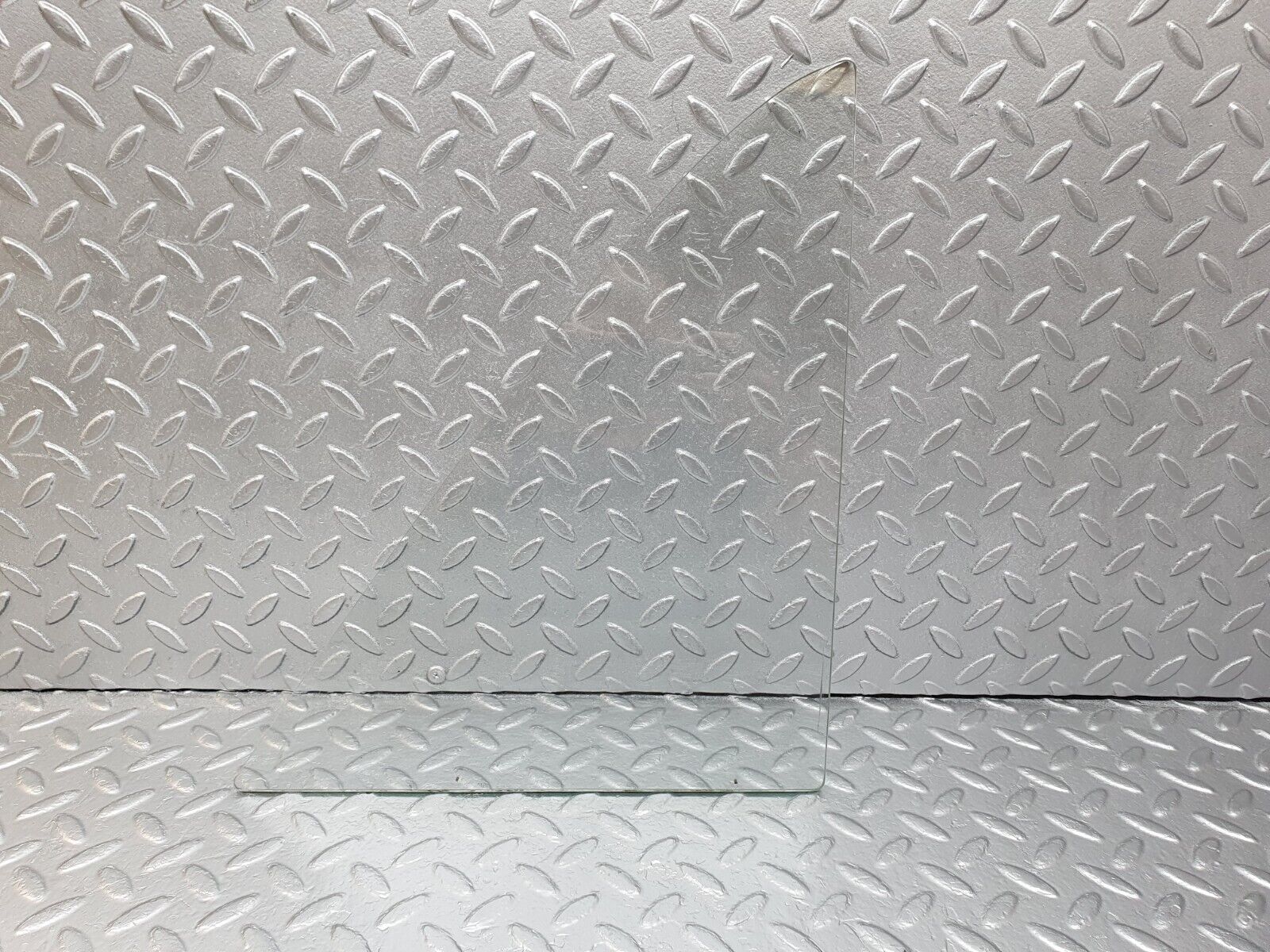 43223 Mercedes-Benz W108 280SE Rear Right Quarter Window Glass