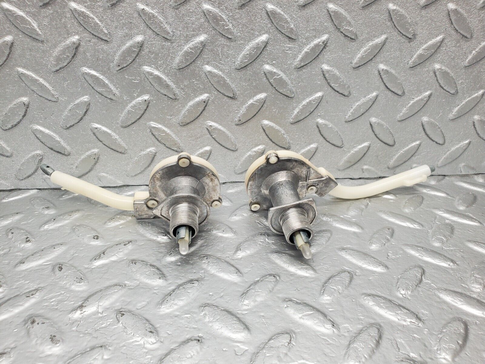 46445 Mercedes-Benz C123 280CE Coupe Heater Regulator 1238300385 1238300485