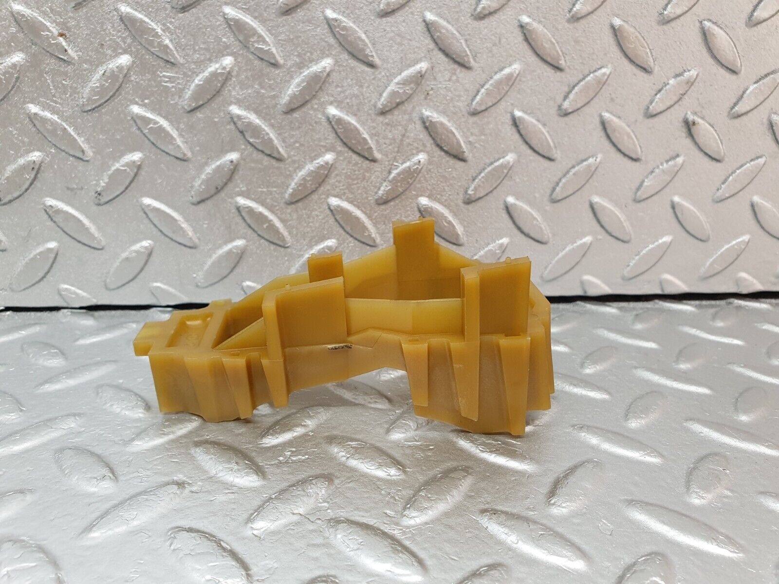 43847 Mercedes-Benz C126 380SEC Coupe Automatic Gearbox Support Bracket 722.310 1262770740 1262770940