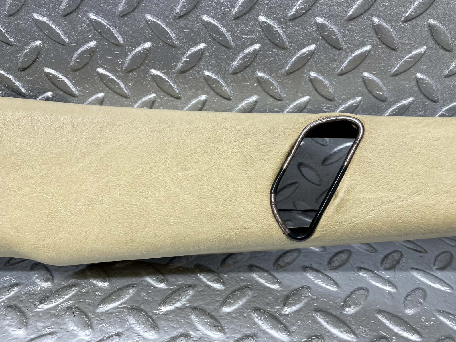 44251 Mercedes-Benz W123 280E B Pillar Cover Right Beige