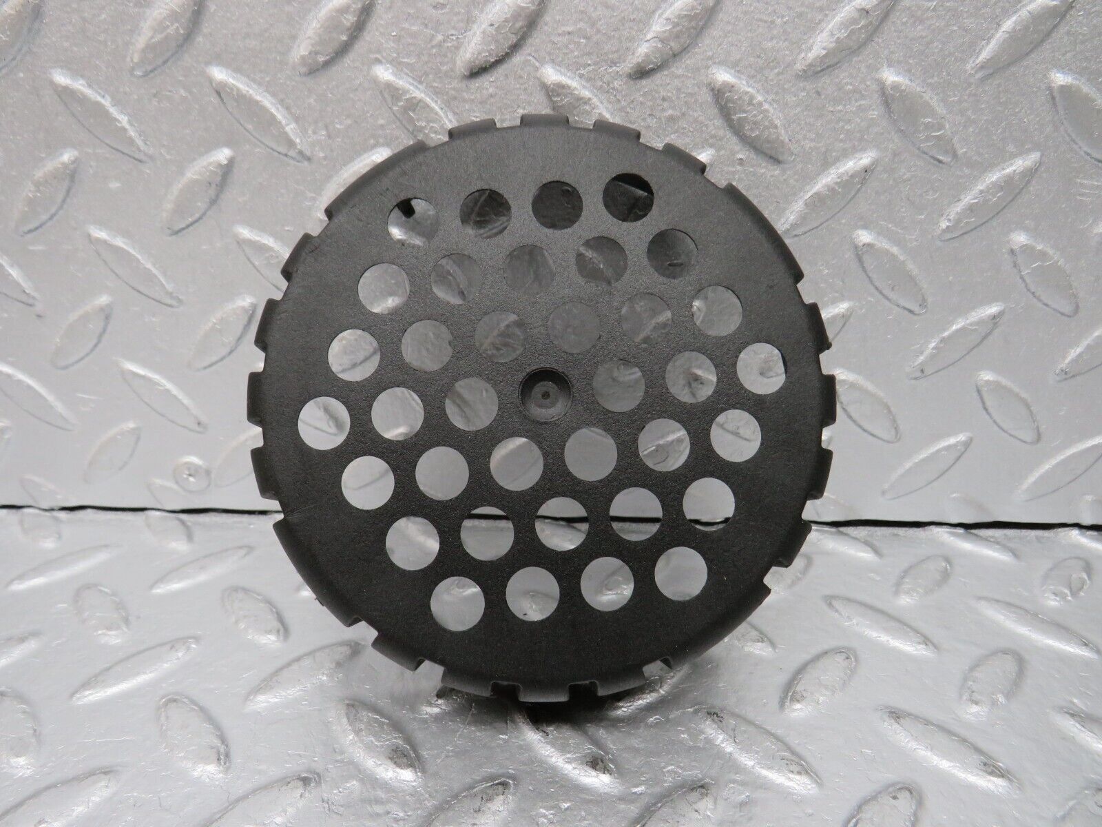 39166 Mercedes-Benz R107 500SL Engine Cooling Fan Cover