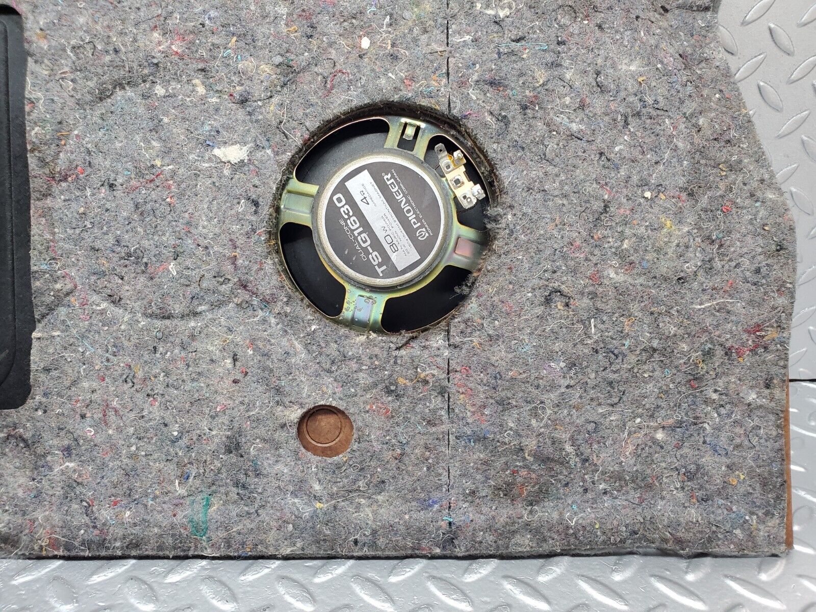 44696 Mercedes-Benz W124 220E Parcel Shelf With Speakers Grey 1246900249