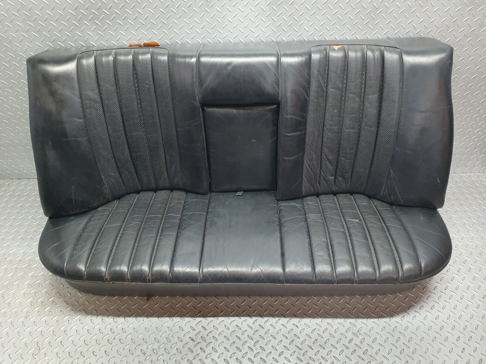 43479 Mercedes-Benz W108 280SE Rear Seat Leather Black 1099240216