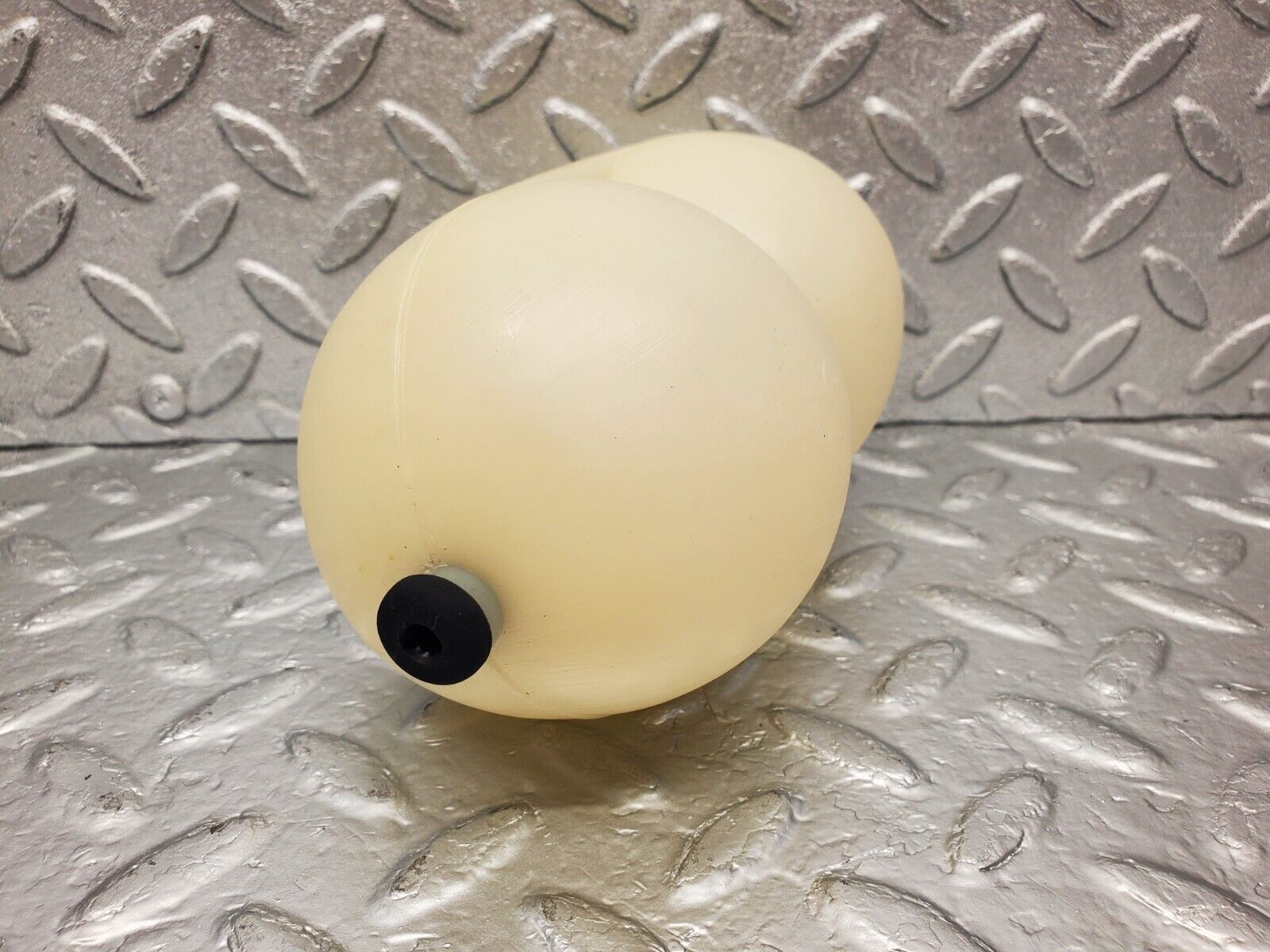 46478 Mercedes-Benz C123 280CE Coupe Vacuum Reservoir Tank