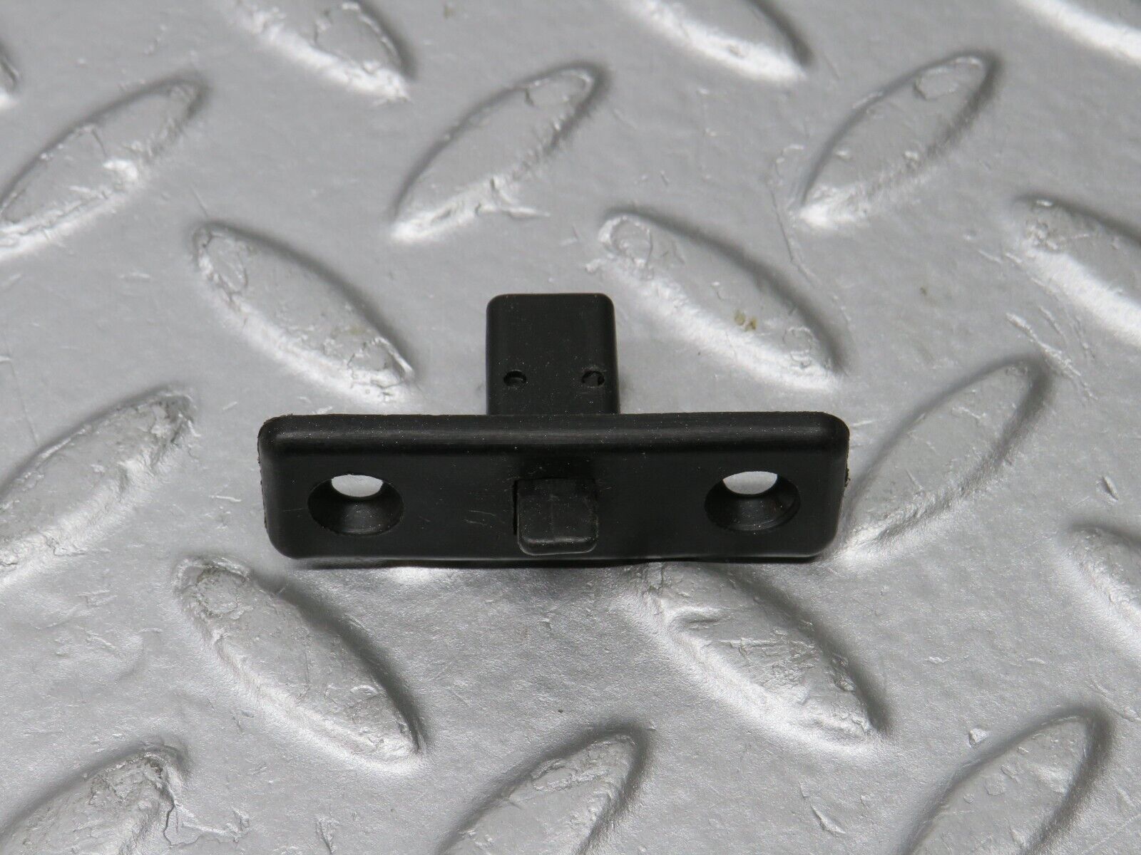 39289 Mercedes-Benz R107 500SL Glove Box Lock 1076890025