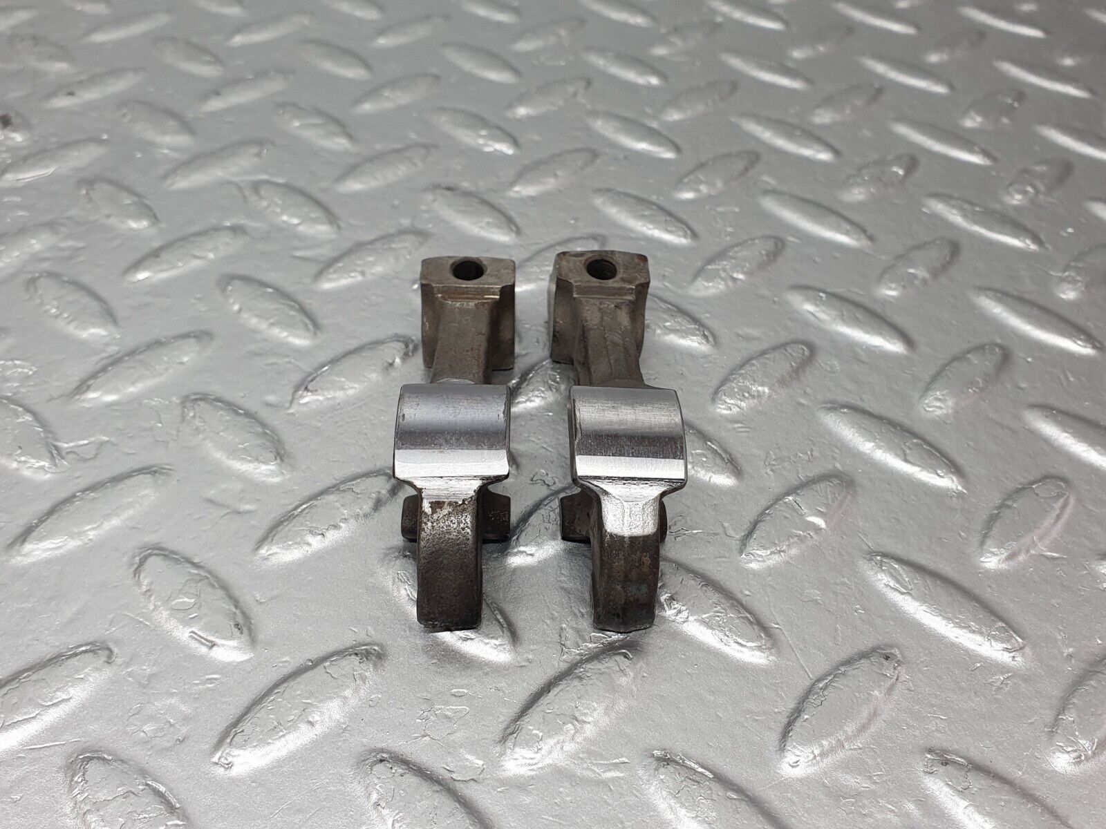 43362 Mercedes-Benz W108 280SE Valve Rocker Arm With Retaining Spring