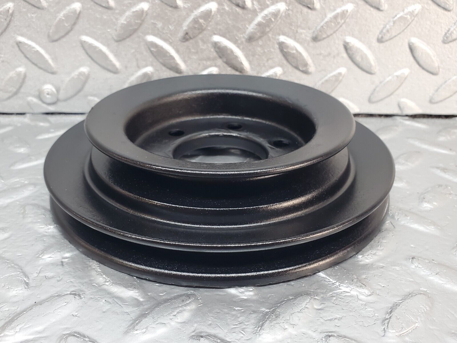 45421 Mercedes-Benz 280E M110.983 Crankshaft Pulley 1100320904