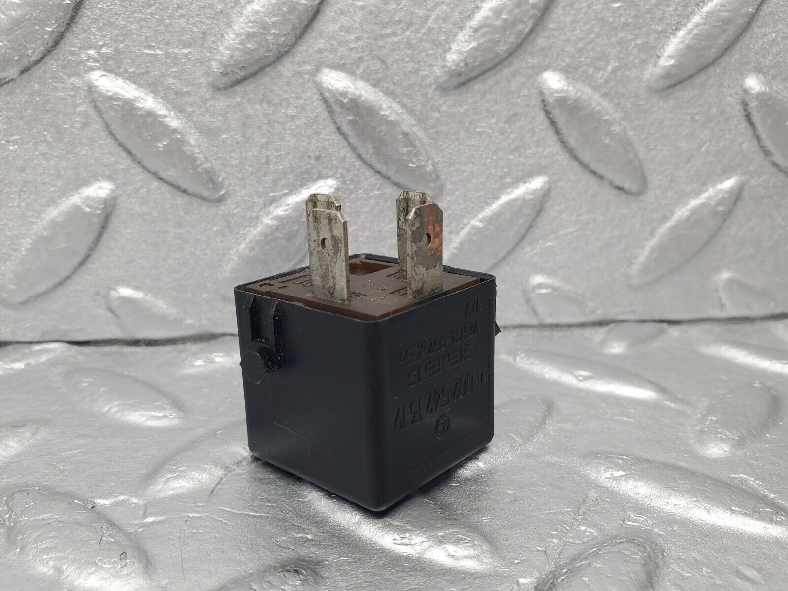 46919 Mercedes-Benz R129 320SL Coupe Multi Purpose Relay 0025421319