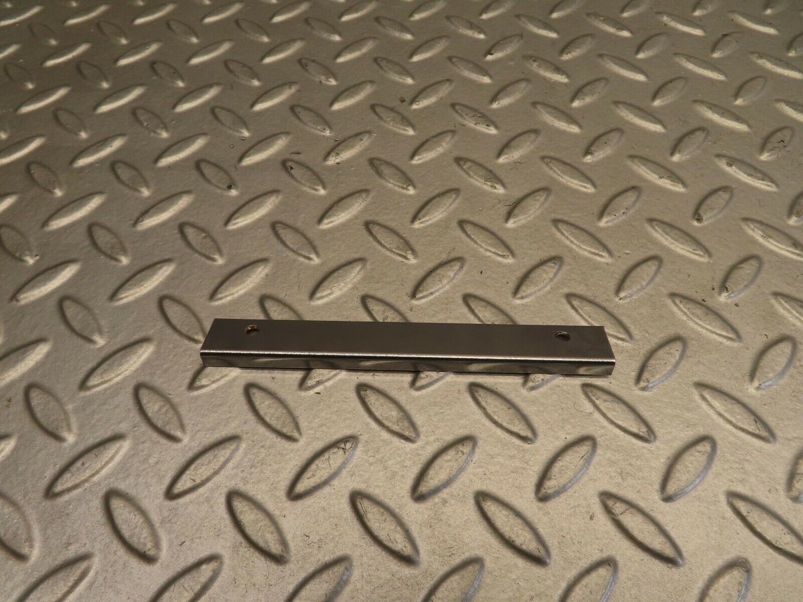 11759 Mercedes-Benz R107 450SL Chrome Cover Footwell Right