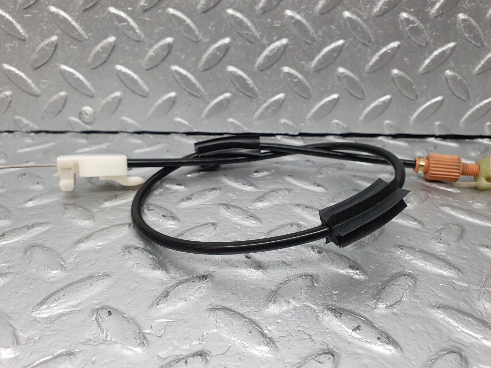 42366 Mercedes-Benz R129 320SL Coupe Door Lock Cable