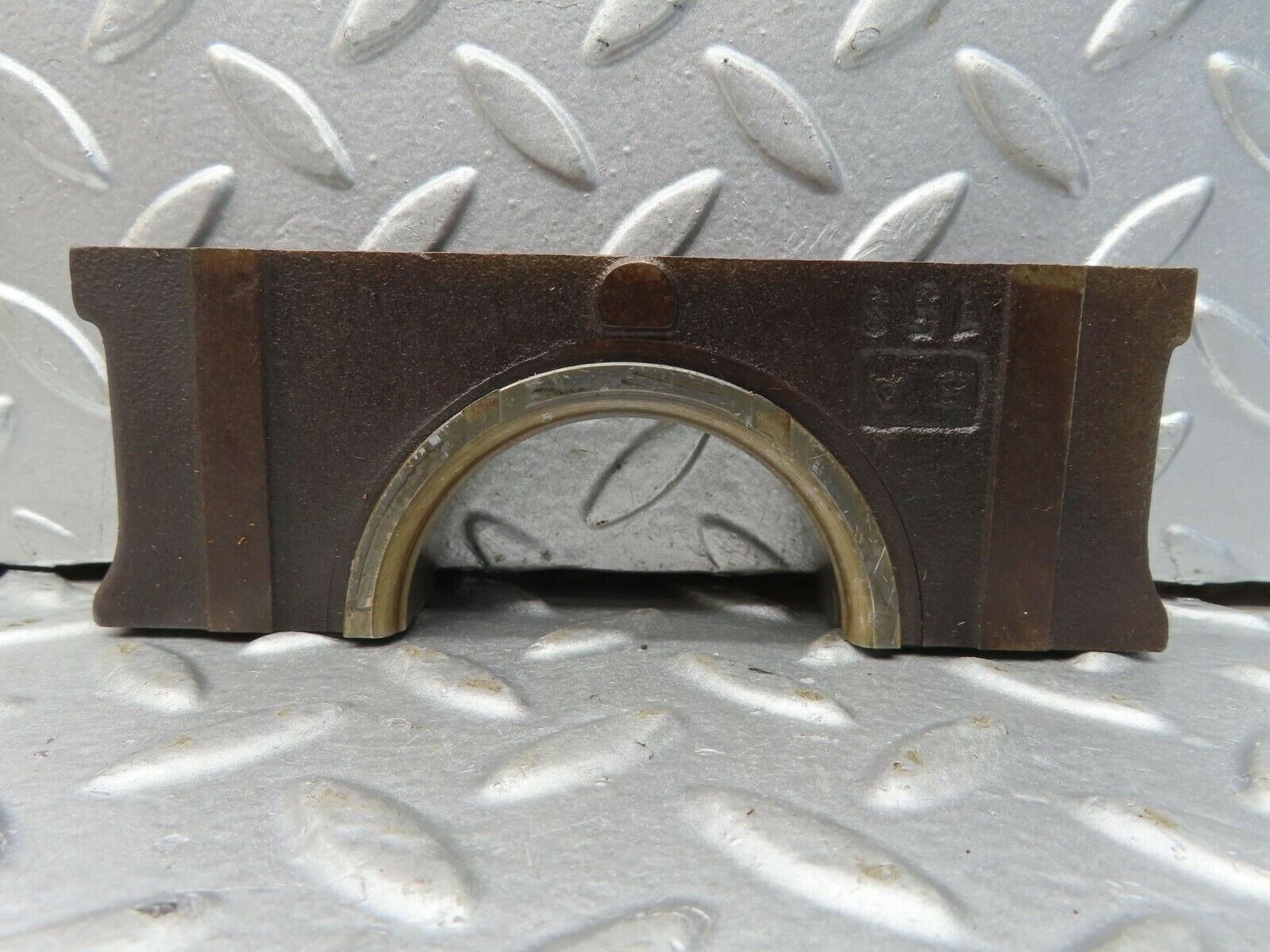 15708 Mercedes-Benz R107 450SL Crankshaft Bearing Holder Block 1160110313