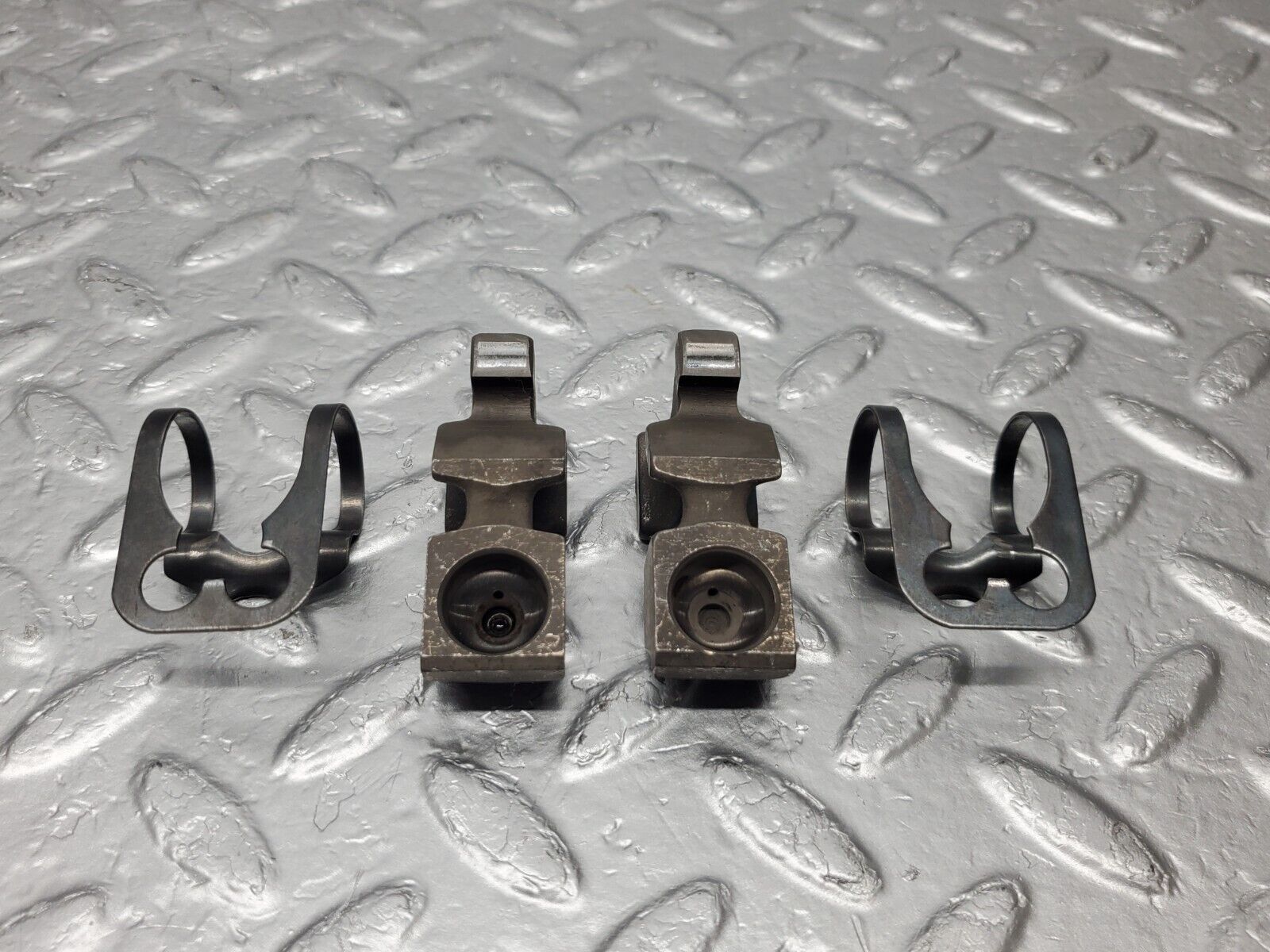 46612 Mercedes-Benz C123 280CE Coupe Valve Rocker Arm With Spring And Tappet