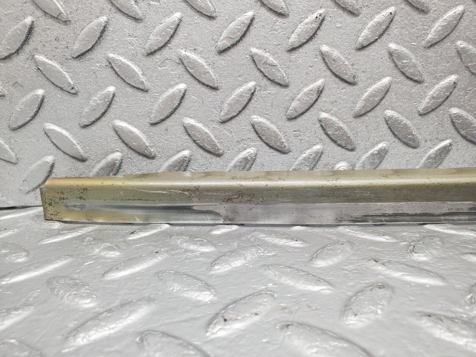 46352 Mercedes-Benz C123 280CE Coupe Front Left Window Channel