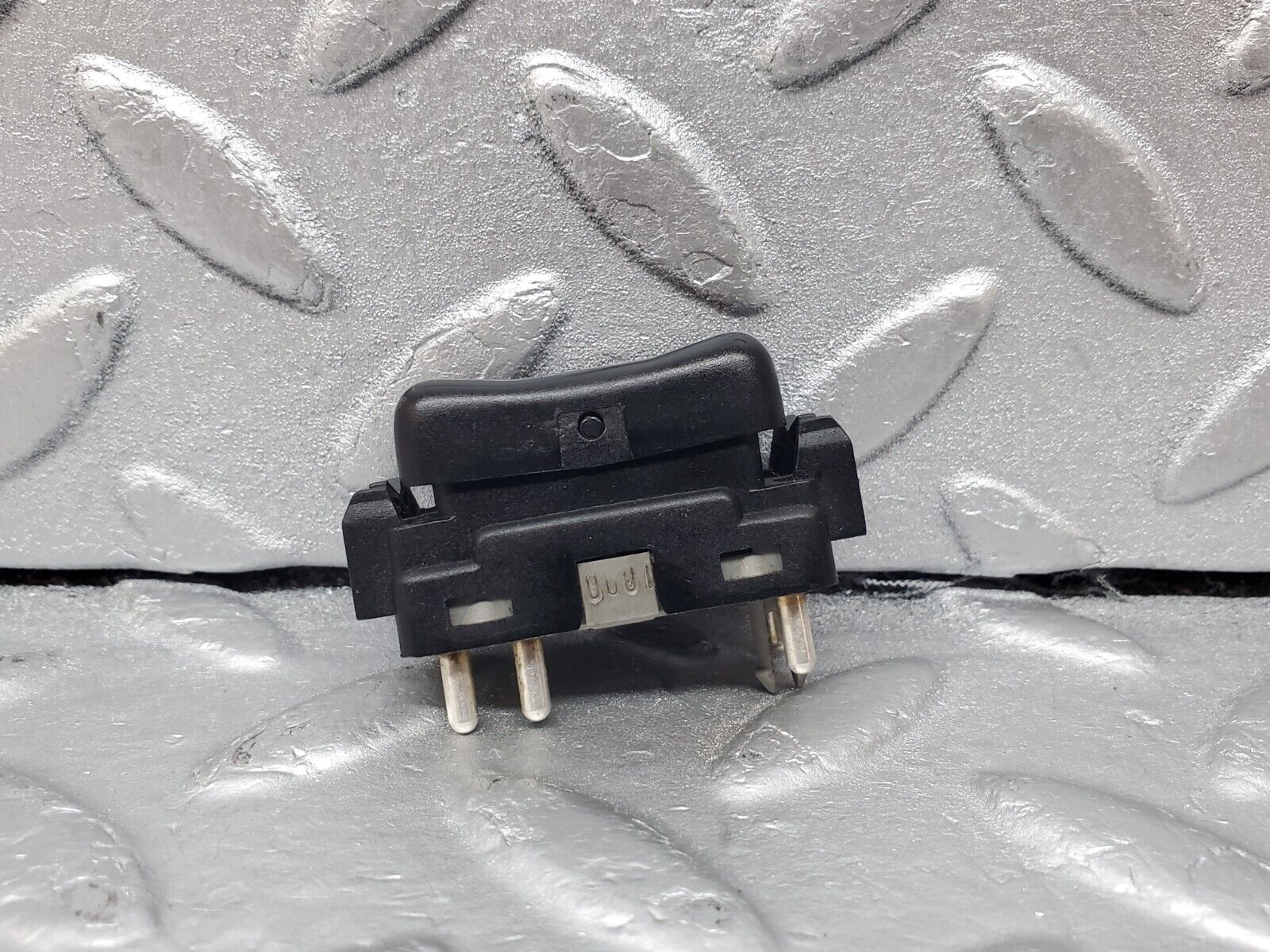 44972 Mercedes-Benz R129 300SL Coupe Right Door Window Switch 1298201410